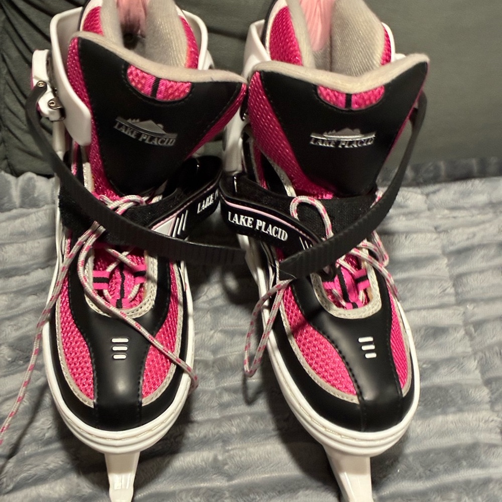 Lake Placid Women's Pink and Black Ice Skates